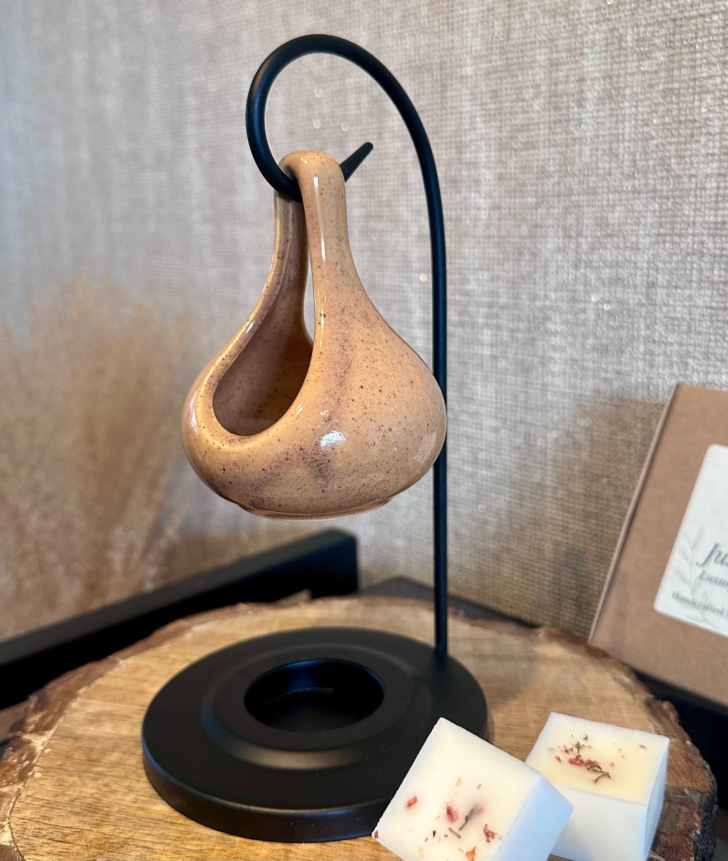 Reactive Glaze Hanging Burner