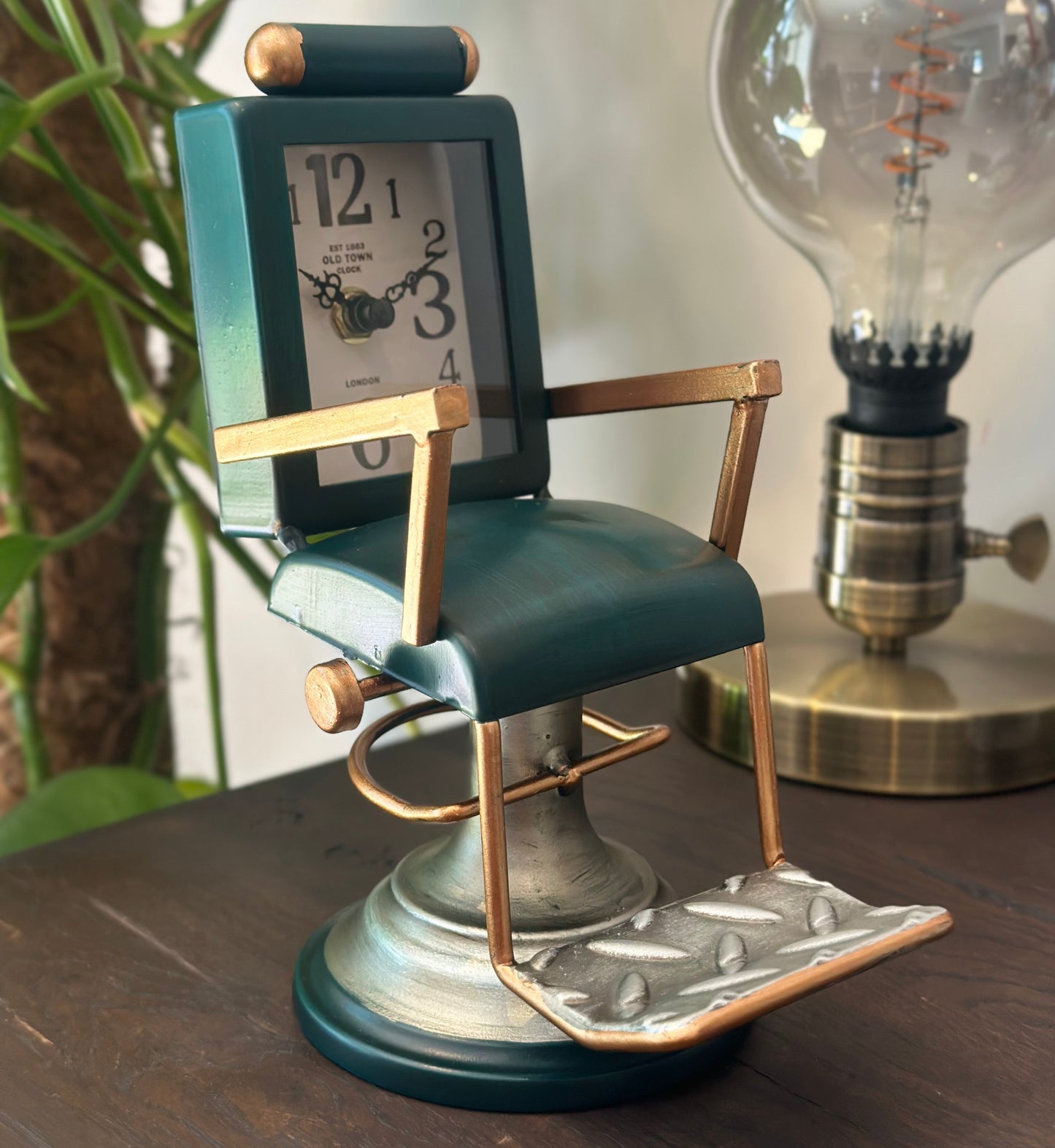 Barber Chair Clock in Green