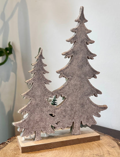 Adorable Felt Winter Scene Decoration