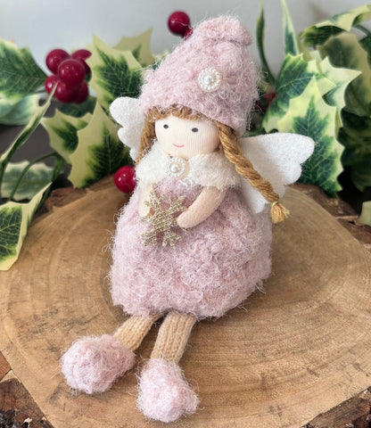 Little Winter Fairies - Sitting