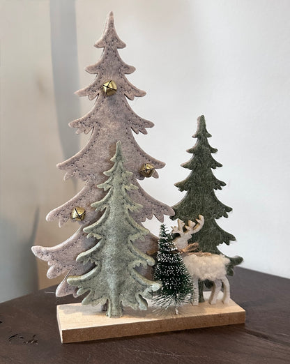 Adorable Felt Winter Scene Decoration