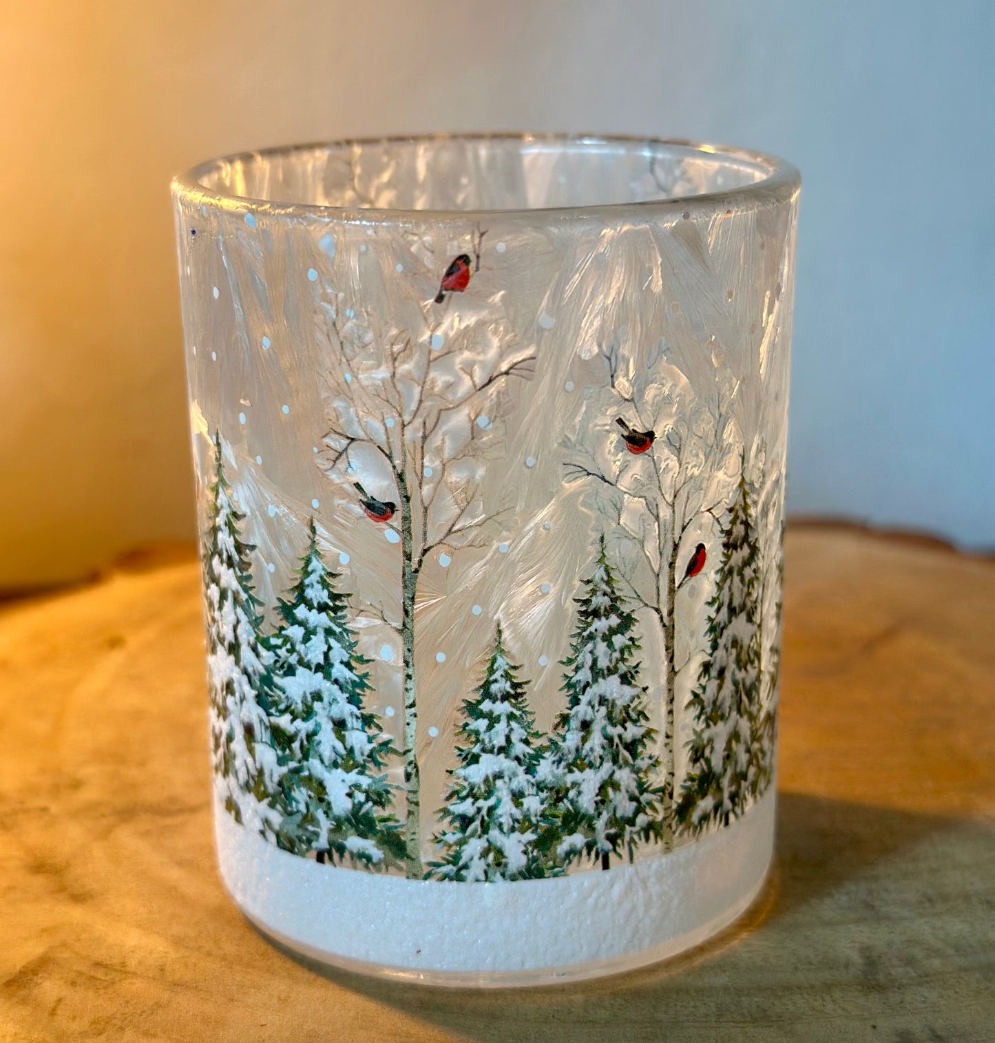Robins on Branches Snowy Christmas Tealight Holder