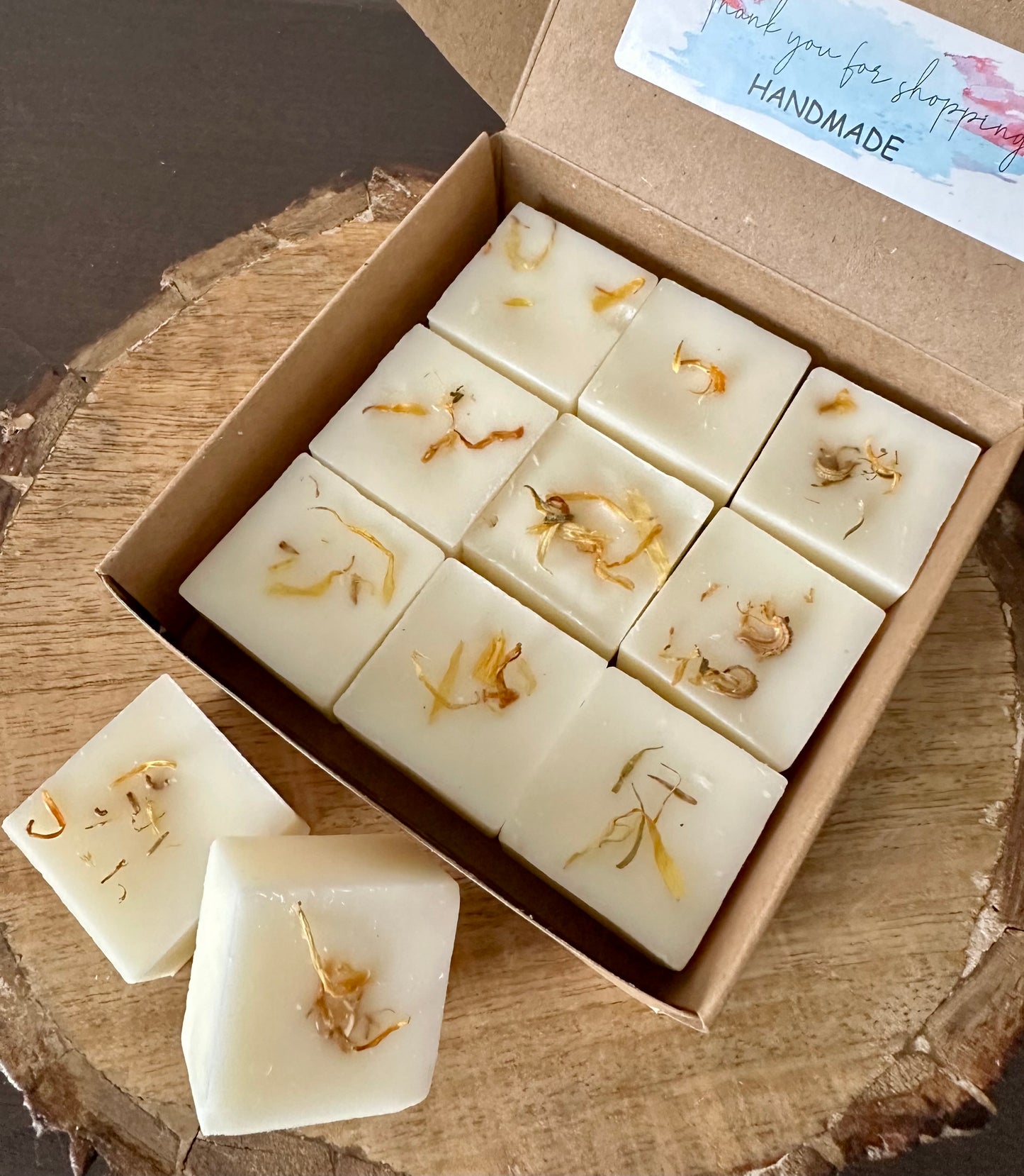 Botanical Spa 100% soy wax melts with lemongrass, patchouli and warm ginger scent perfect for relaxation gift and self care home fragrance