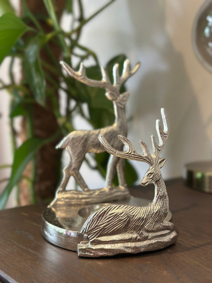 Stag tealight holder with antler design – ideal gift for rustic home decor and cozy lighting