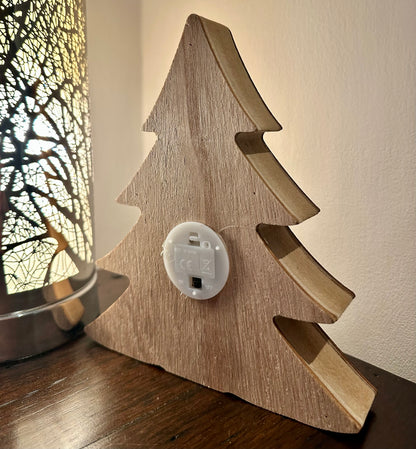 Illuminated stag LED Christmas display – rustic holiday scene and cozy seasonal lighting.