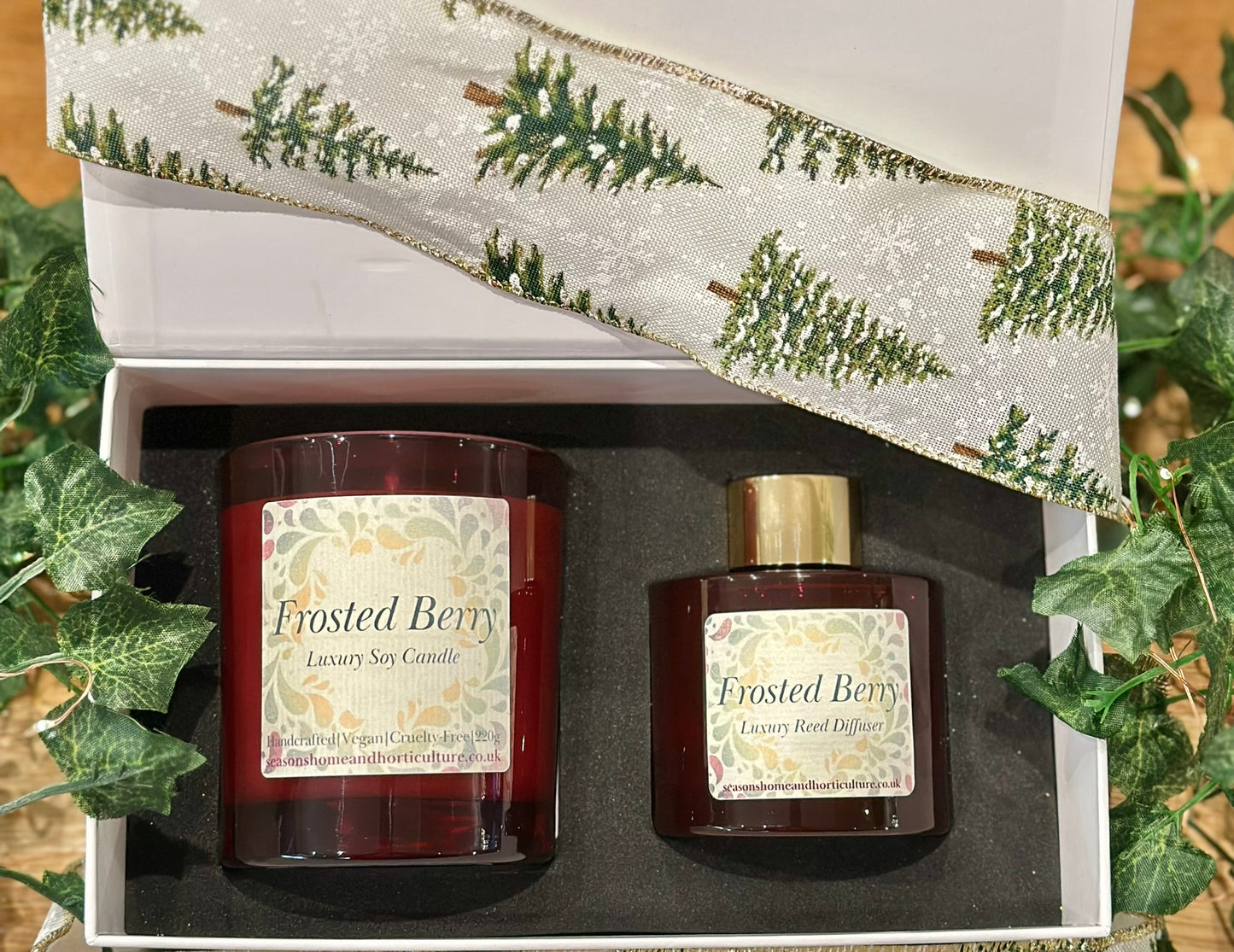 Scented soy candle and matching reed diffuser displayed in a gift box, perfect for Christmas, birthdays or home décor.