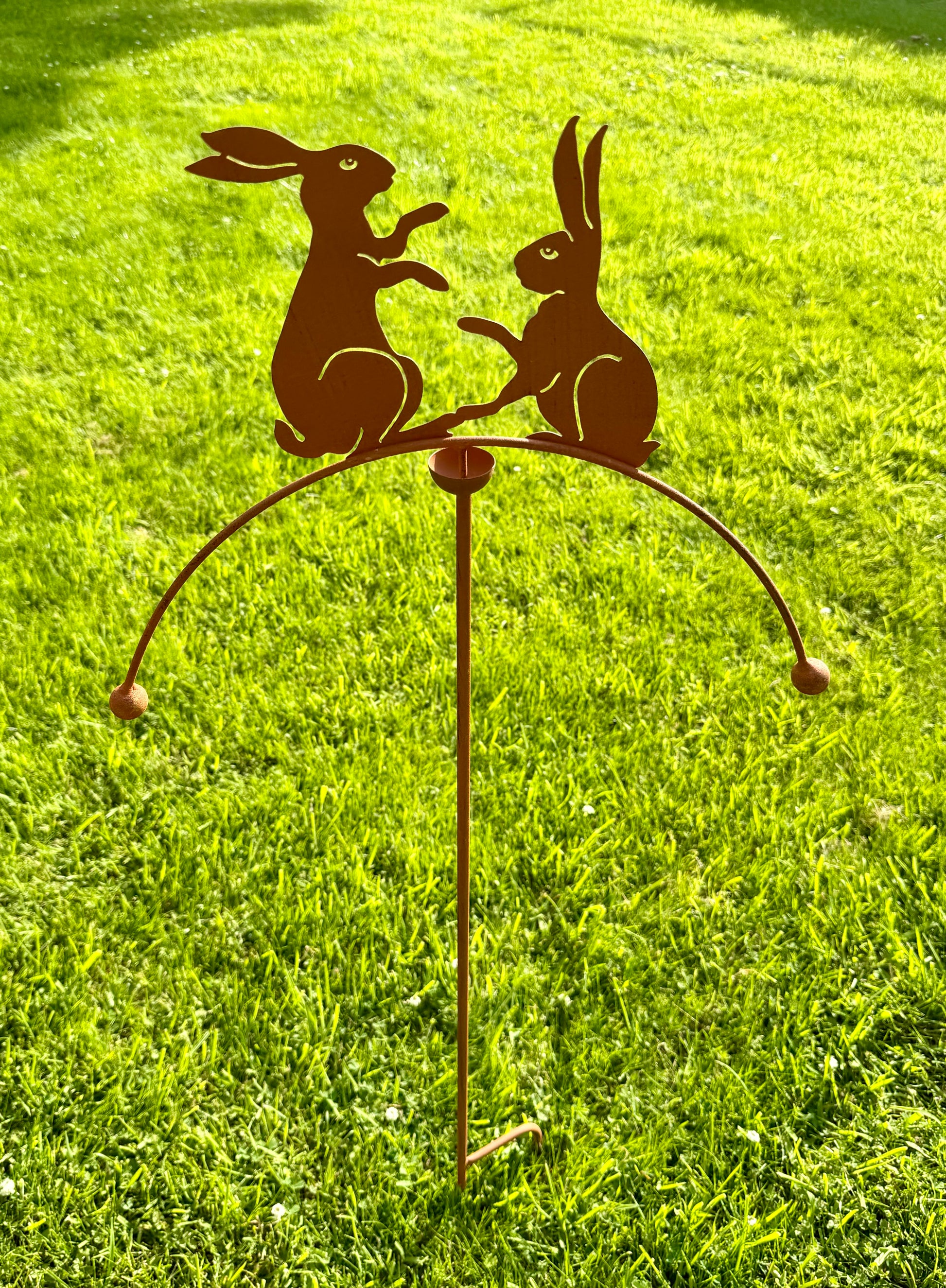 Woodland hare garden sculpture with balancing design for flower beds, patios and country garden decor
